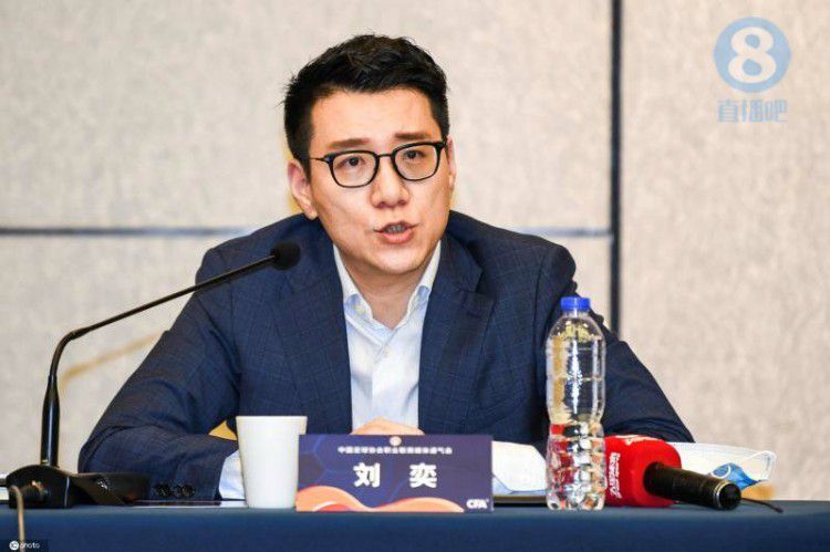 国产成人v爽在线免播放观看