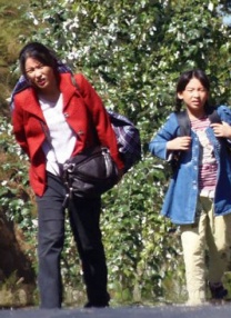 操女生